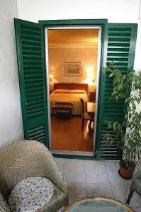 Hotel Varsavia Firenze Bagian luar foto